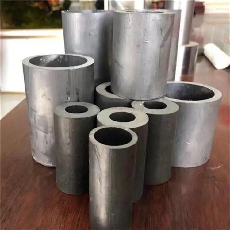 鉛管